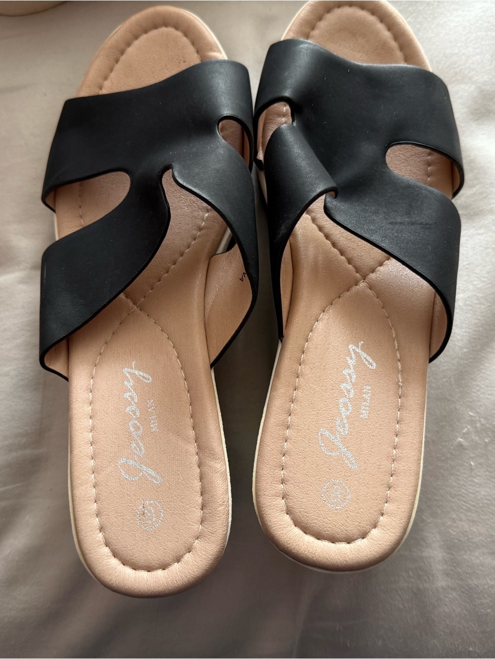 Jeossy Milan Black Slide Sandals with Tan  Footbed size 8